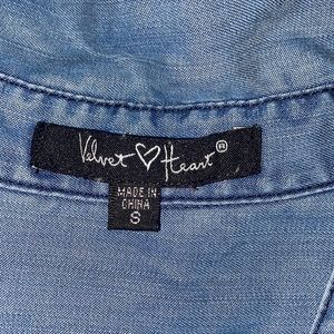 Mid sleeve slip on tunic